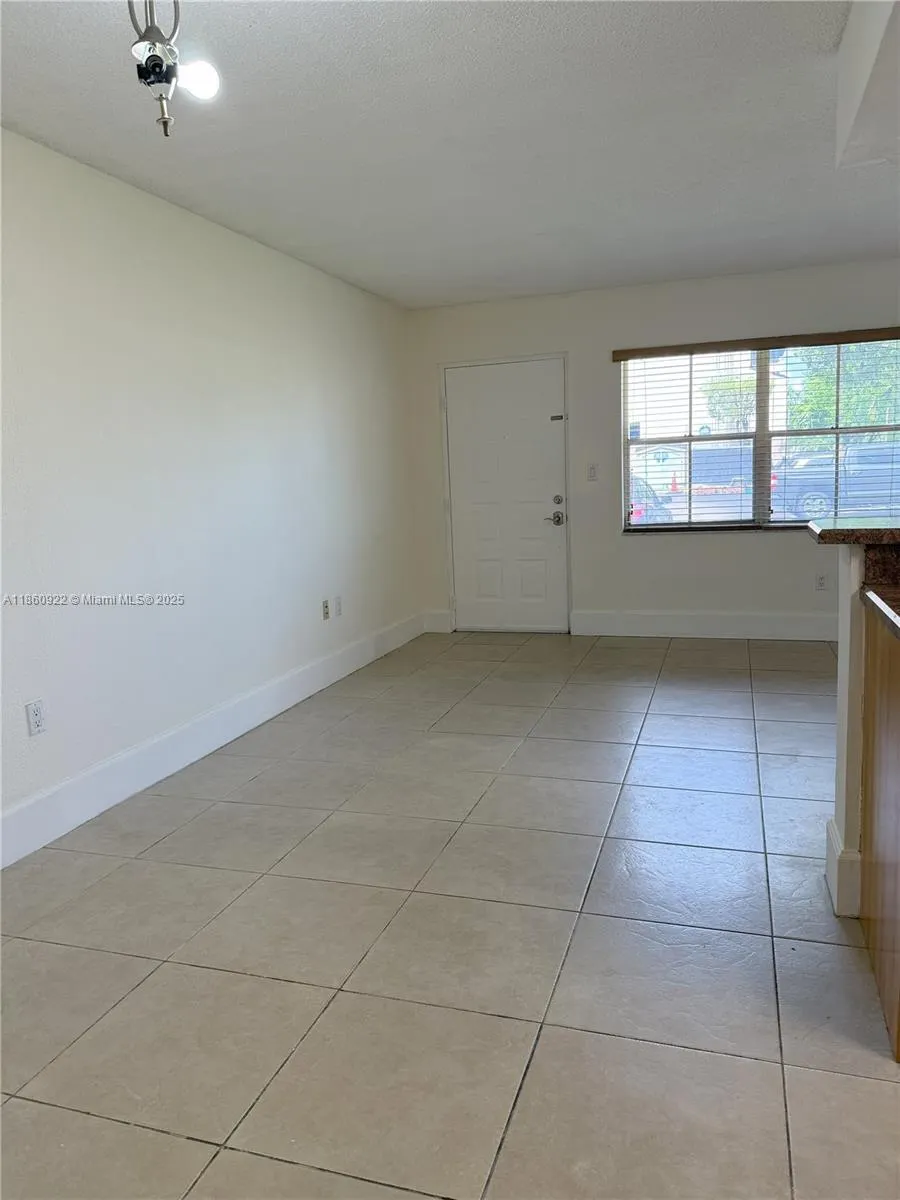 675 NW 85th Ct, #8-112