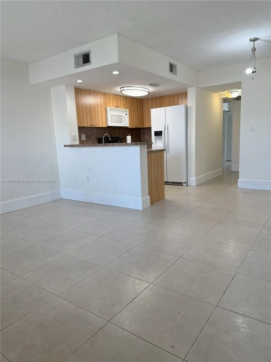 675 NW 85th Ct, #8-112