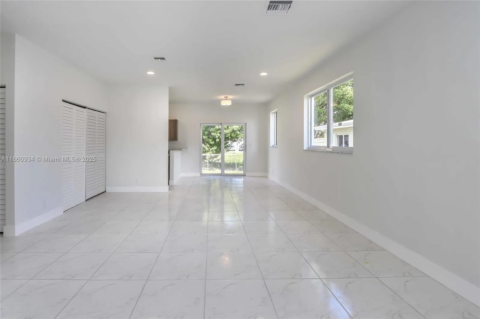 806 NW 5th Ave
