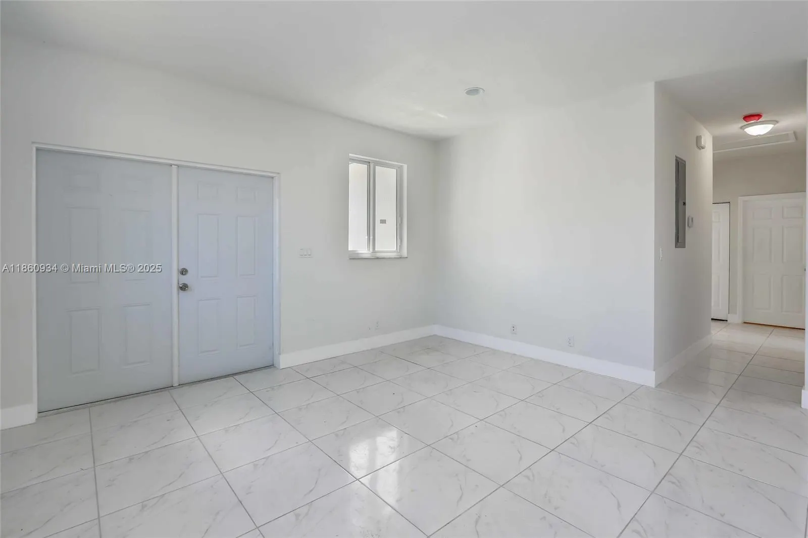 806 NW 5th Ave