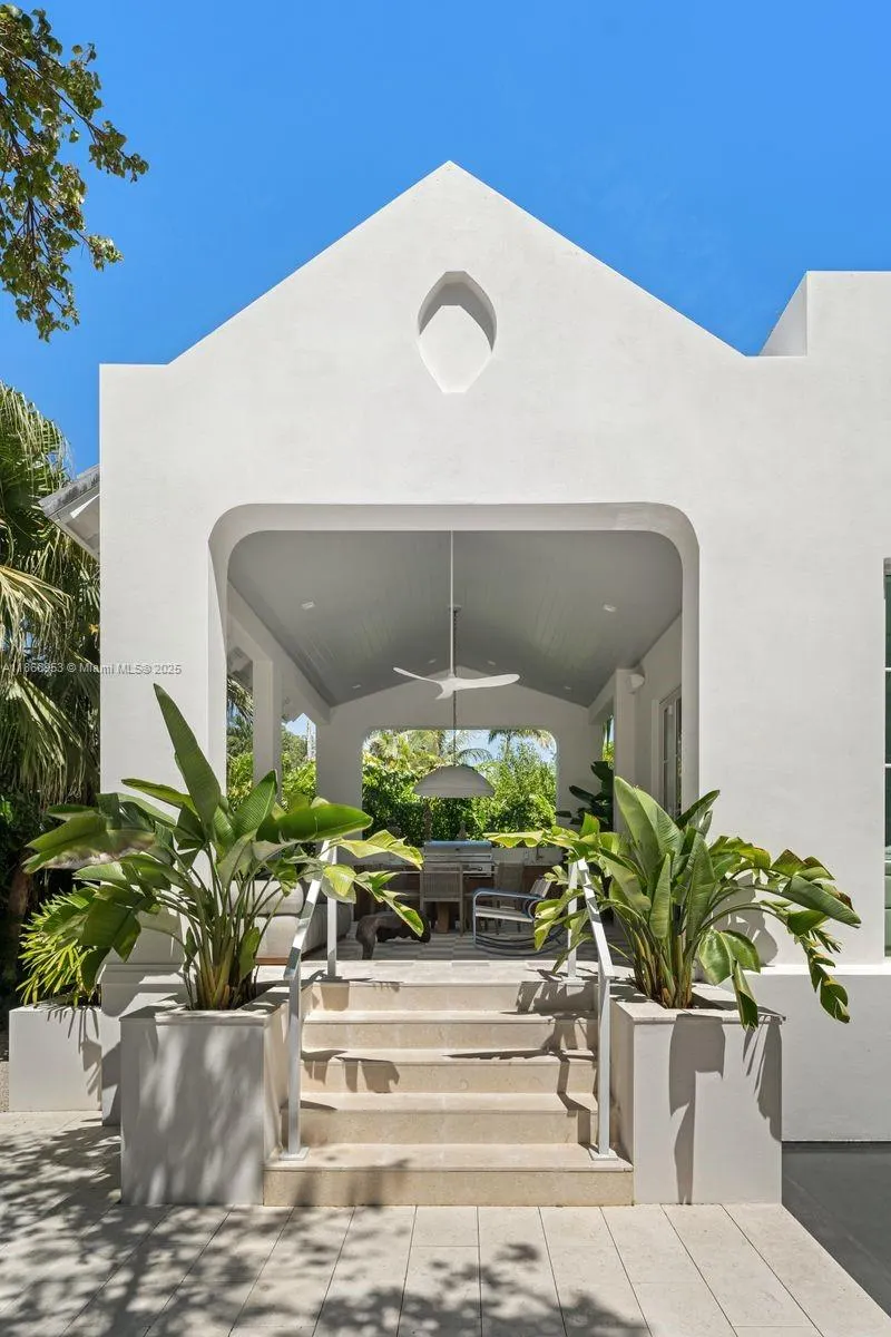 261 Greenwood Dr
