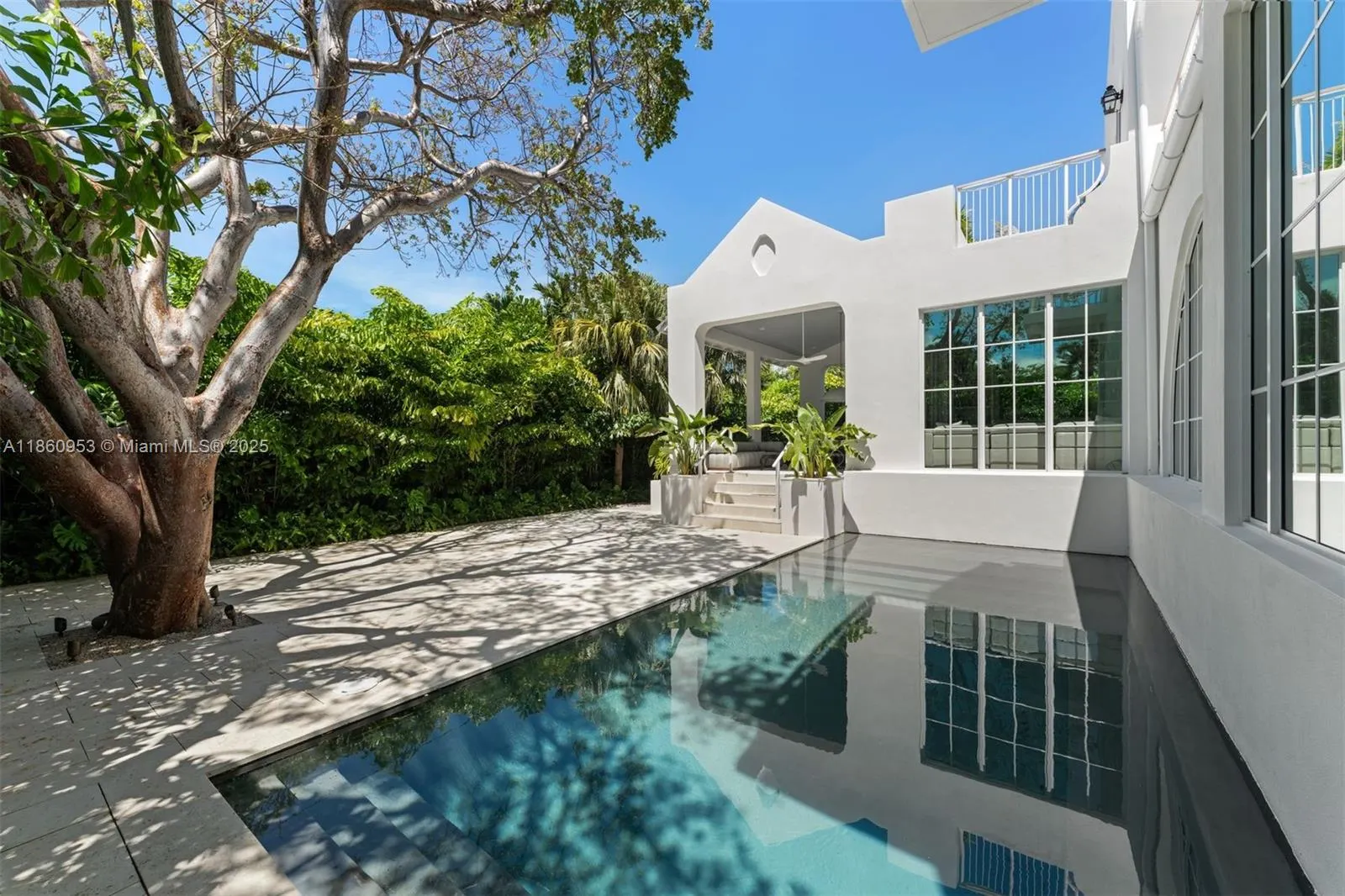 261 Greenwood Dr