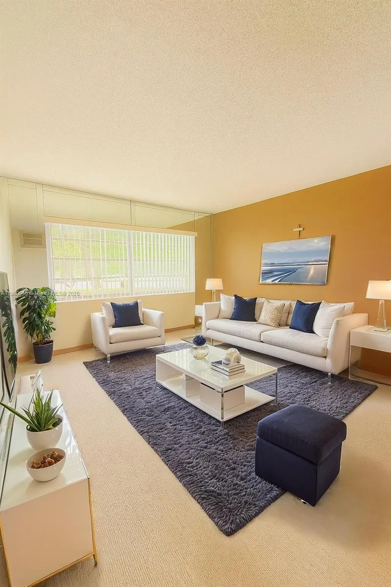 5011 W Oakland Park Blvd, #207