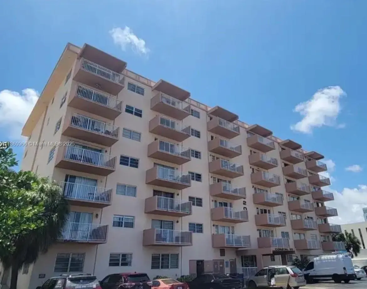 2200 E Hallandale Beach Blvd, #207