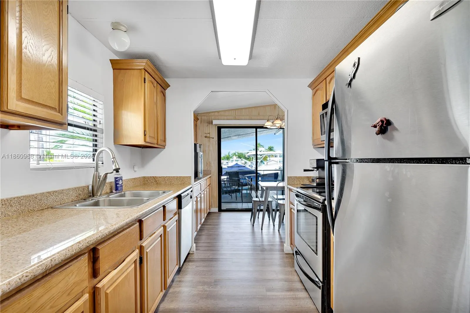 927 Tropical Ln, #0