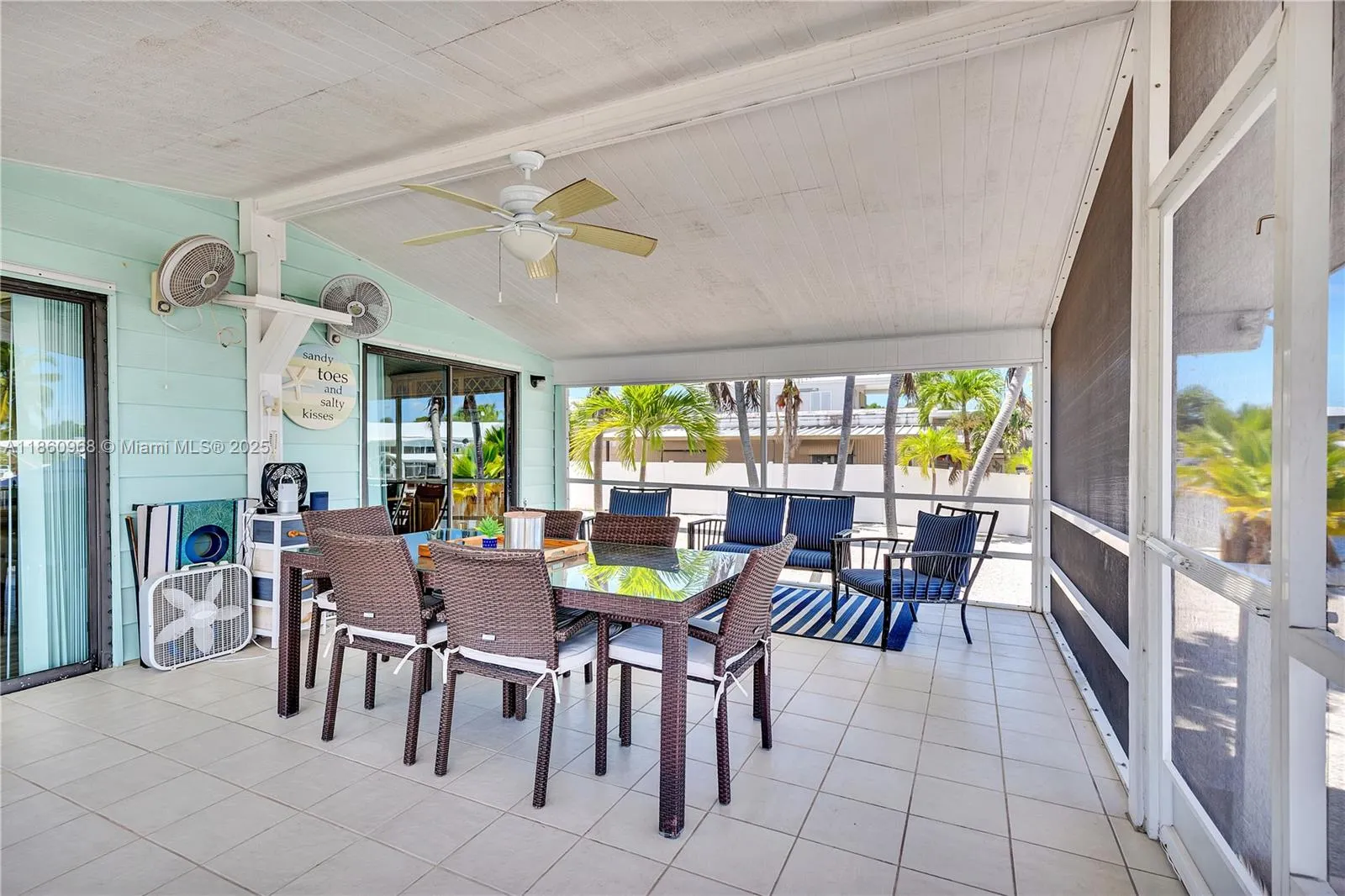 927 Tropical Ln, #0