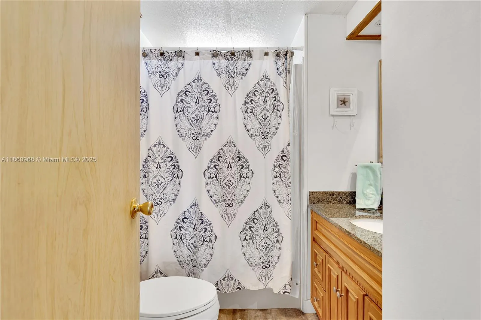 927 Tropical Ln, #0
