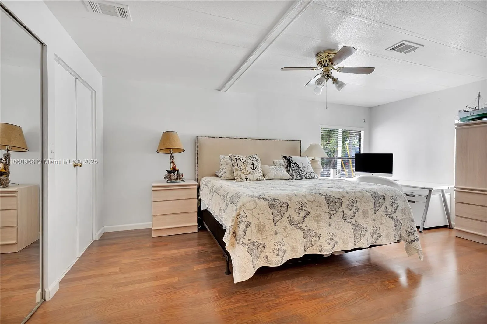 927 Tropical Ln, #0