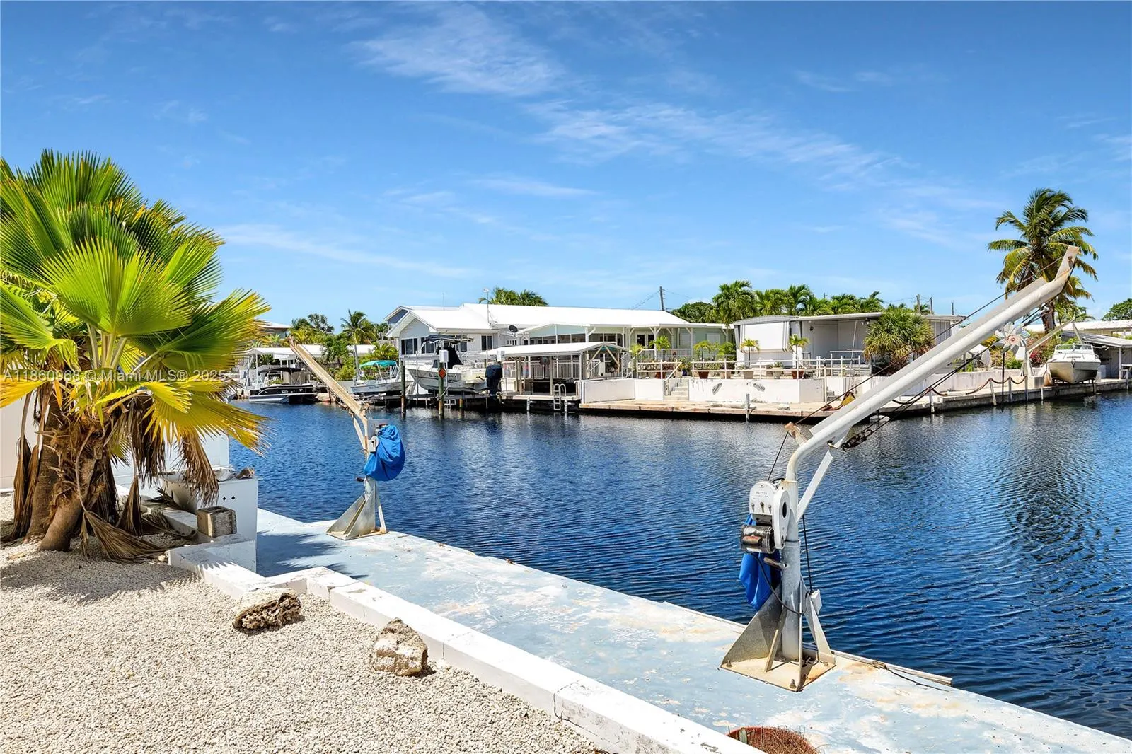 927 Tropical Ln, #0