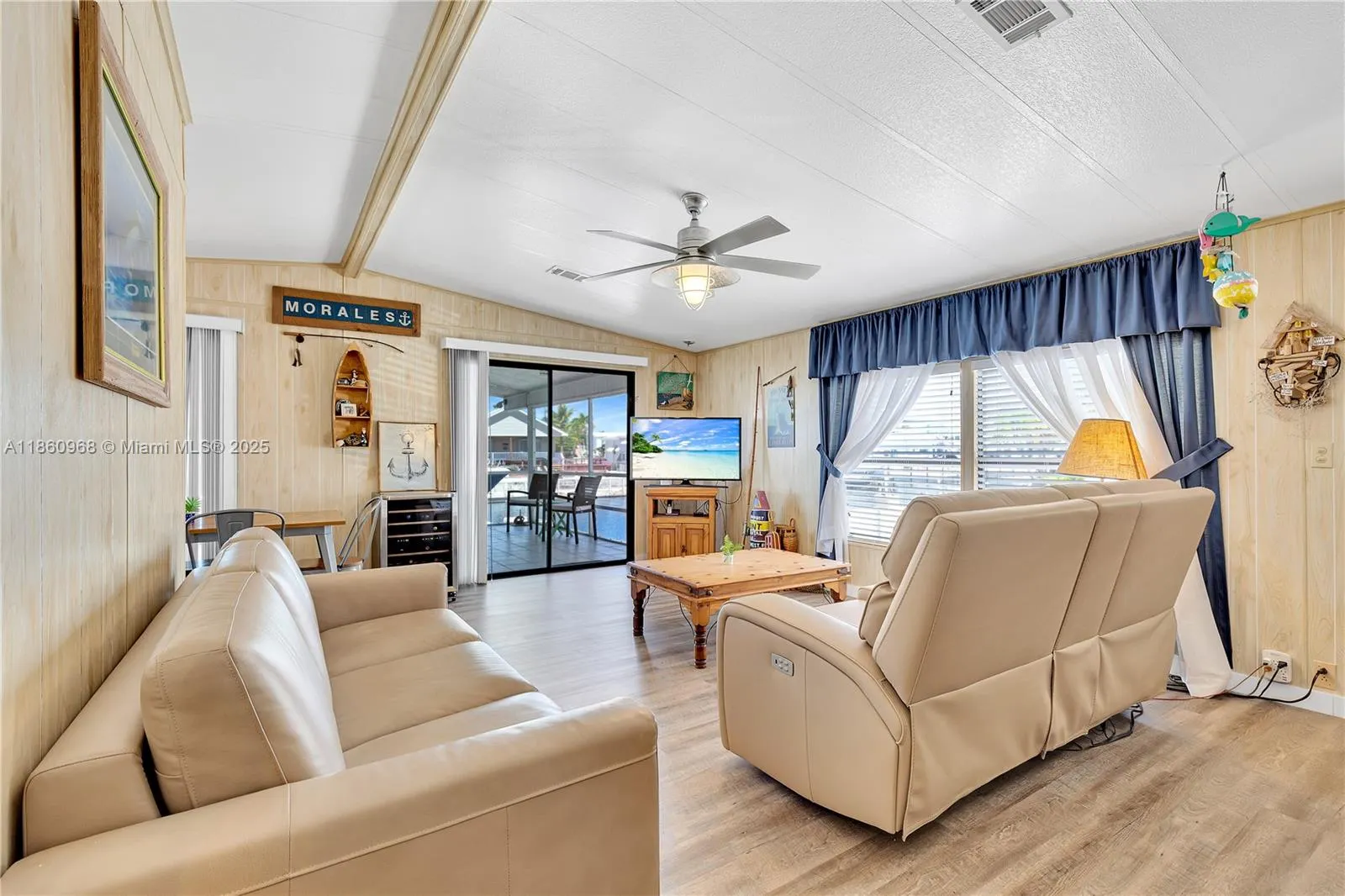 927 Tropical Ln, #0
