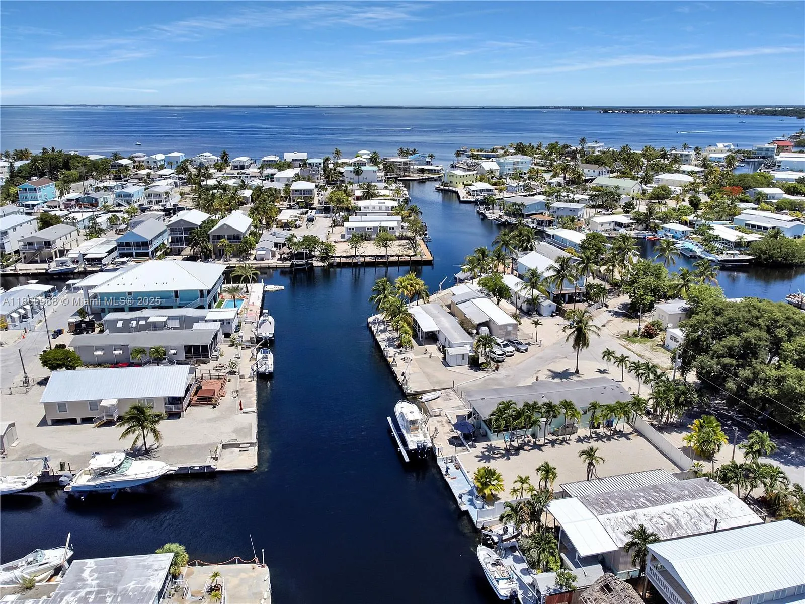 927 Tropical Ln, #0