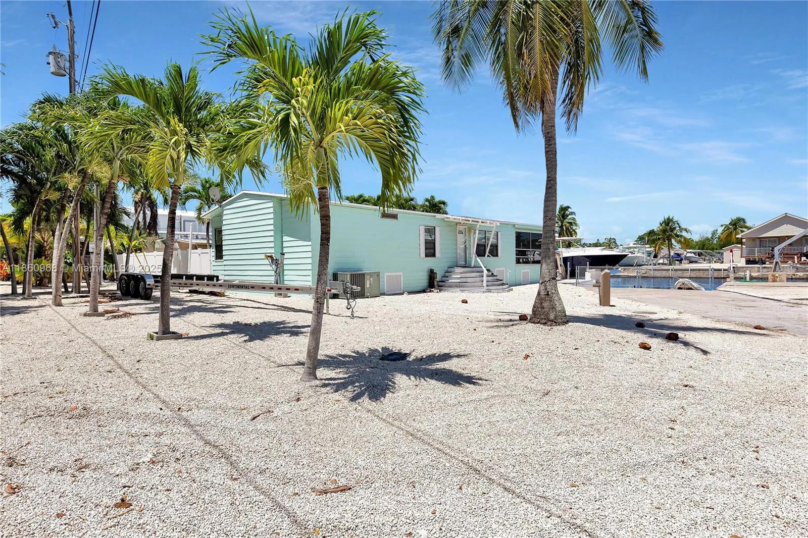 927 Tropical Ln, #0