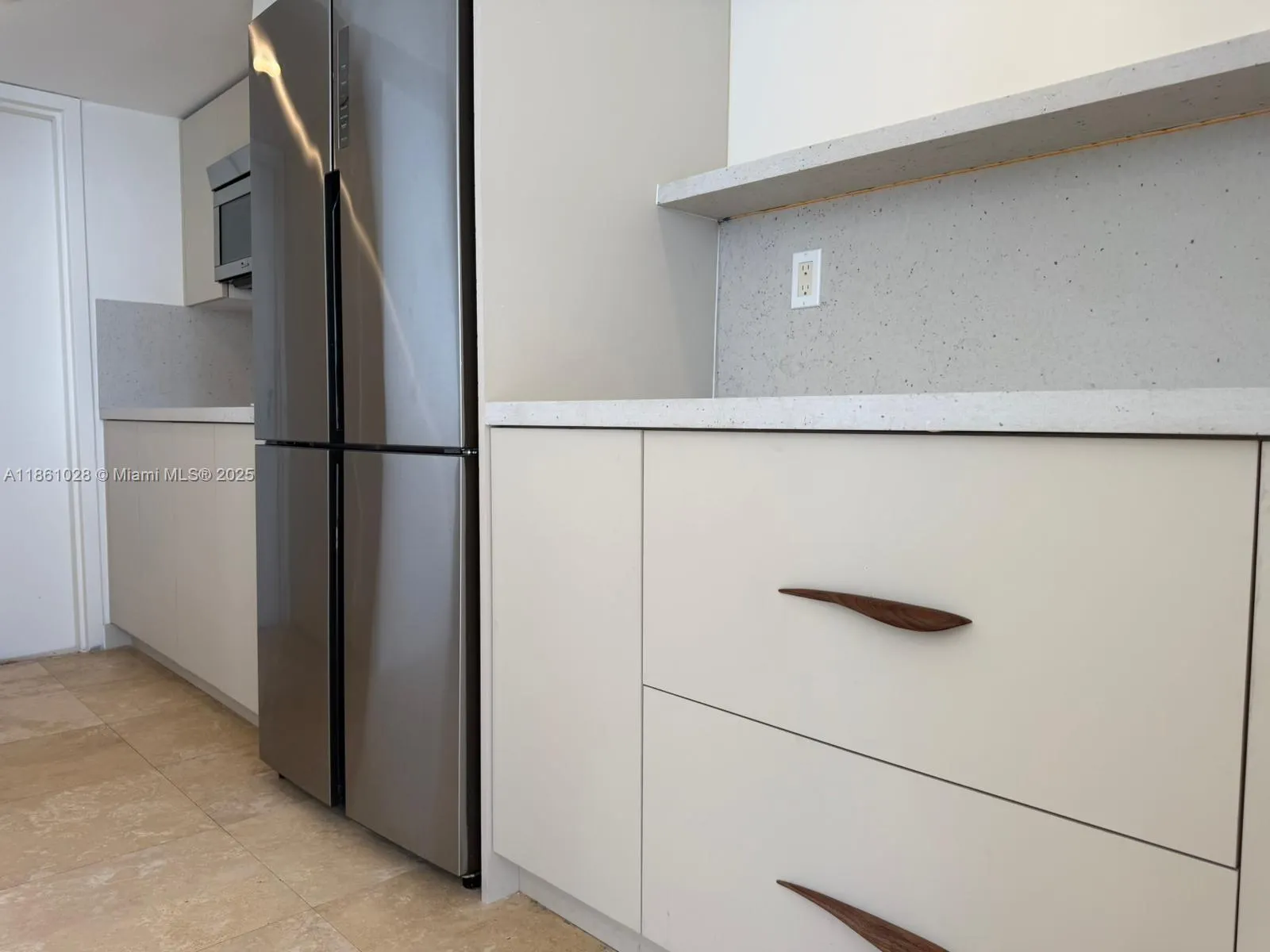 1420 Brickell Bay Dr, #1203A