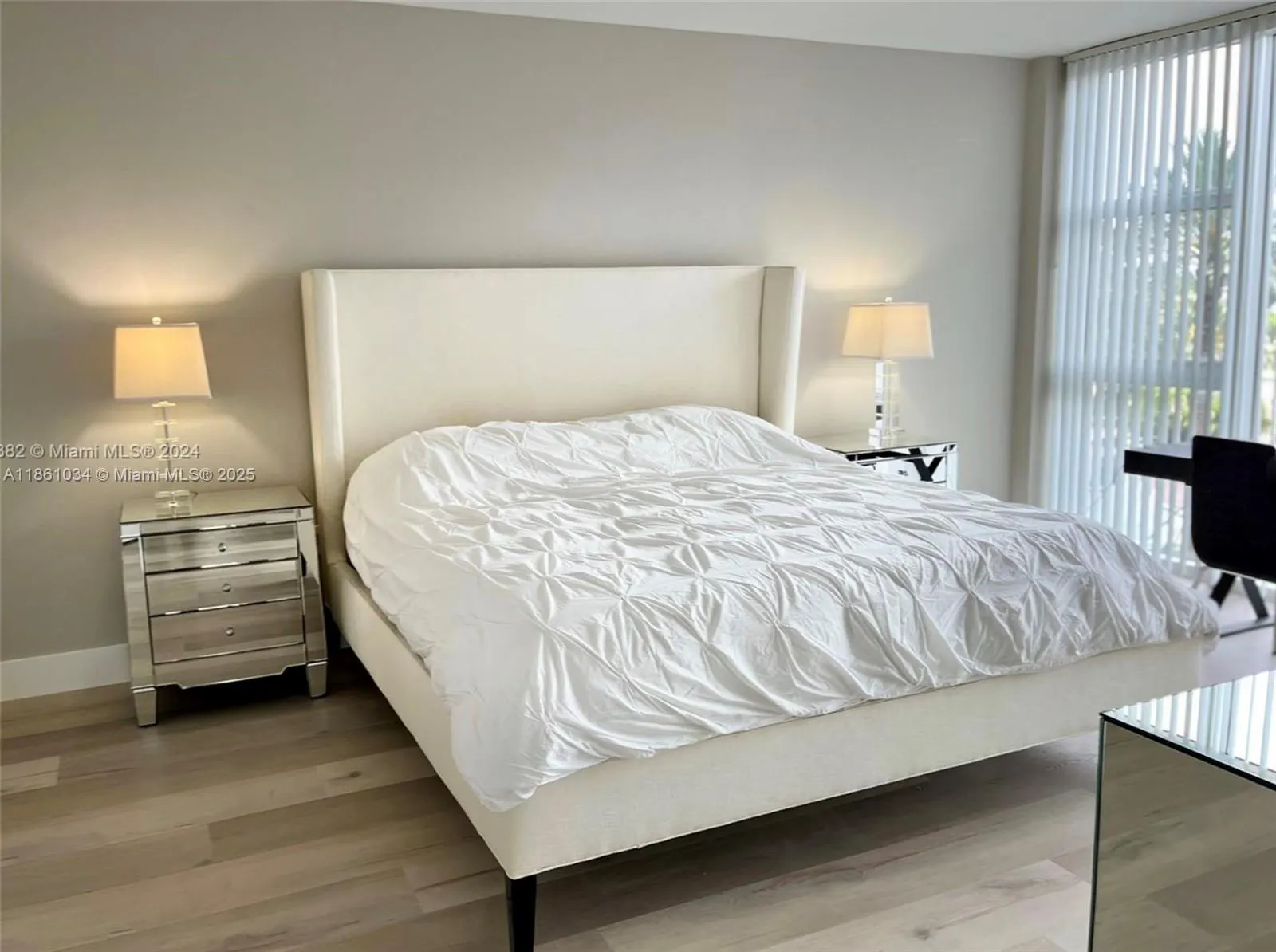 10275 Collins Ave, #331
