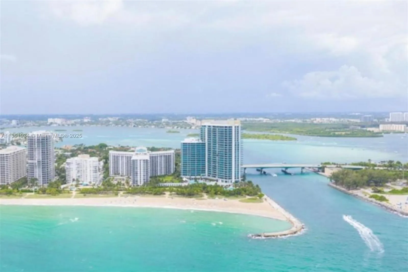 10275 Collins Ave, #331