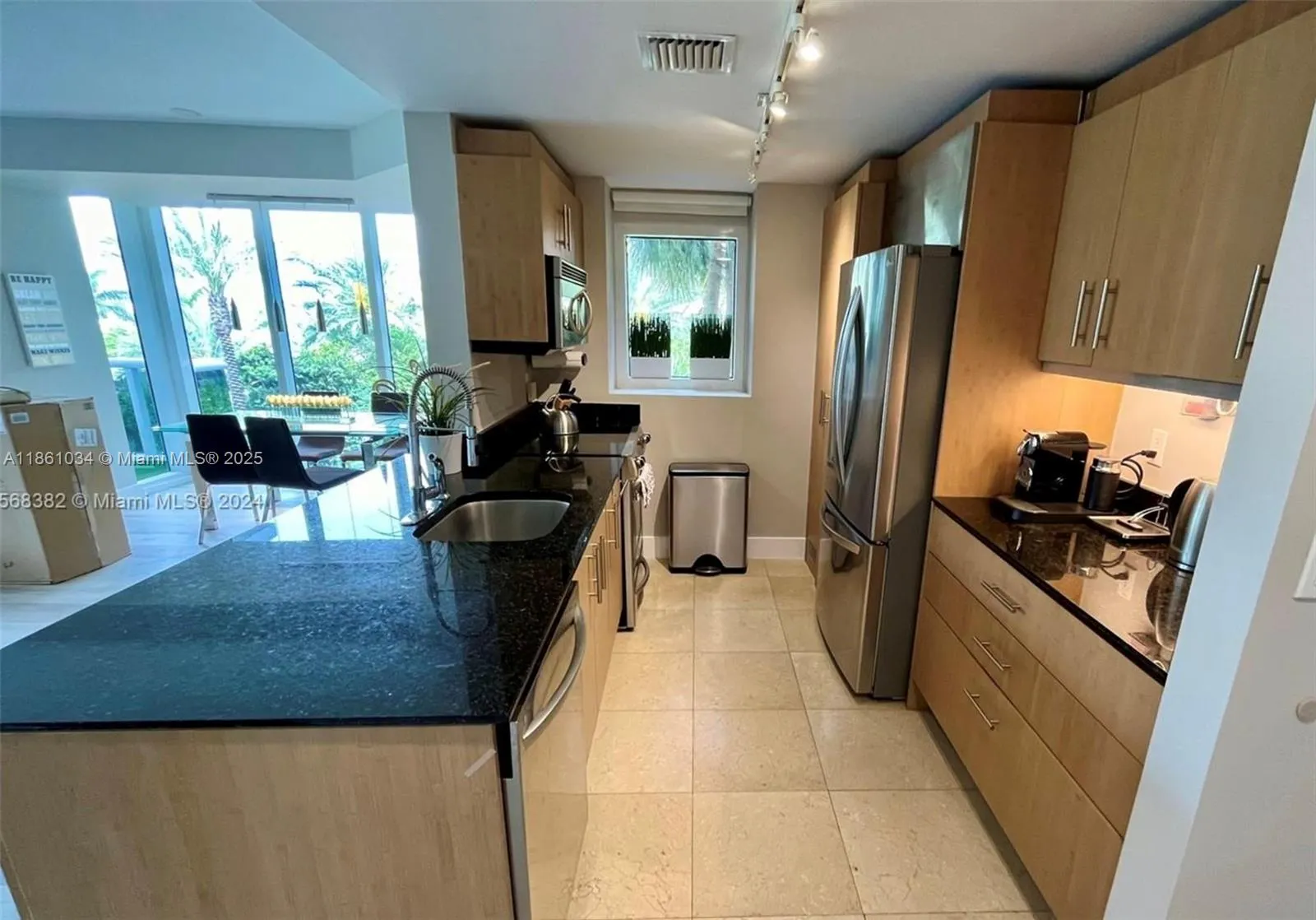 10275 Collins Ave, #331