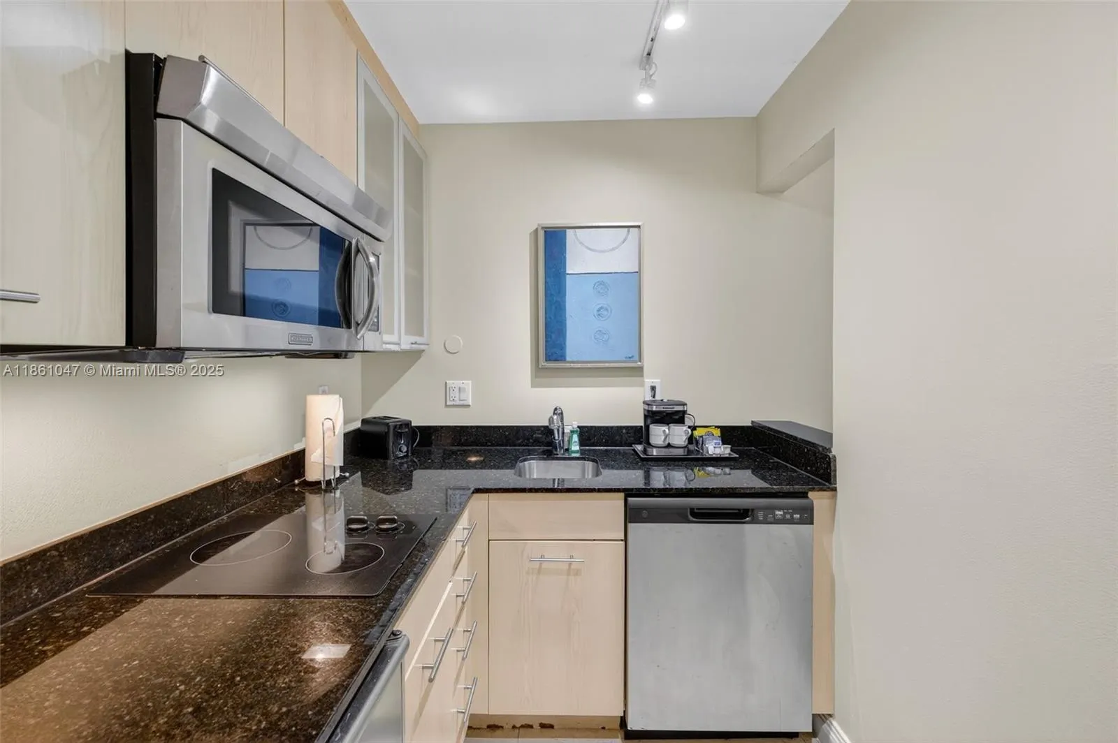 2670 E Sunrise Blvd, #1005