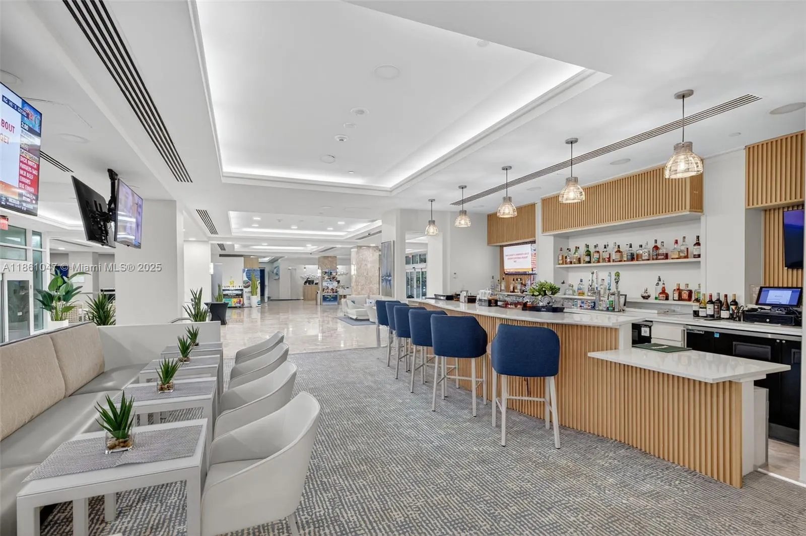 2670 E Sunrise Blvd, #1005
