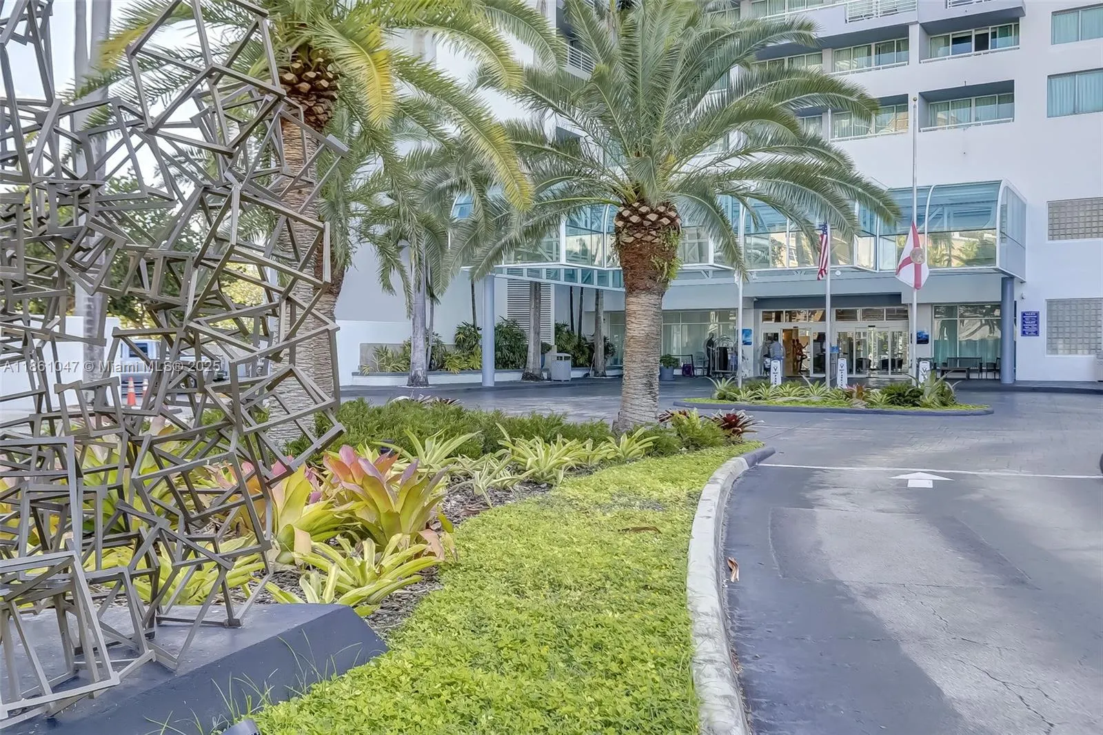 2670 E Sunrise Blvd, #1005
