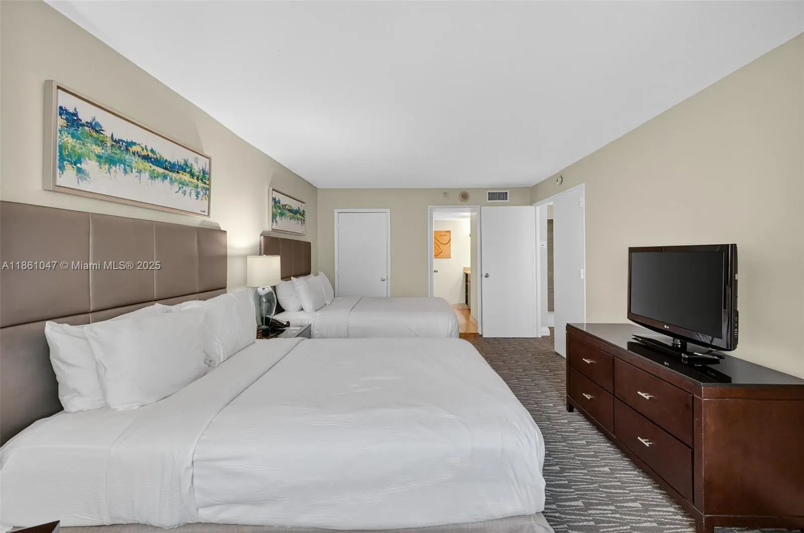 2670 E Sunrise Blvd, #1005