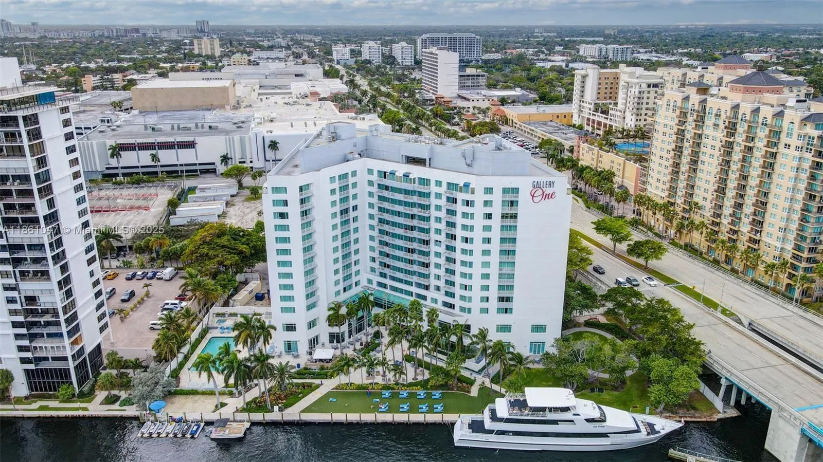 2670 E Sunrise Blvd, #1005