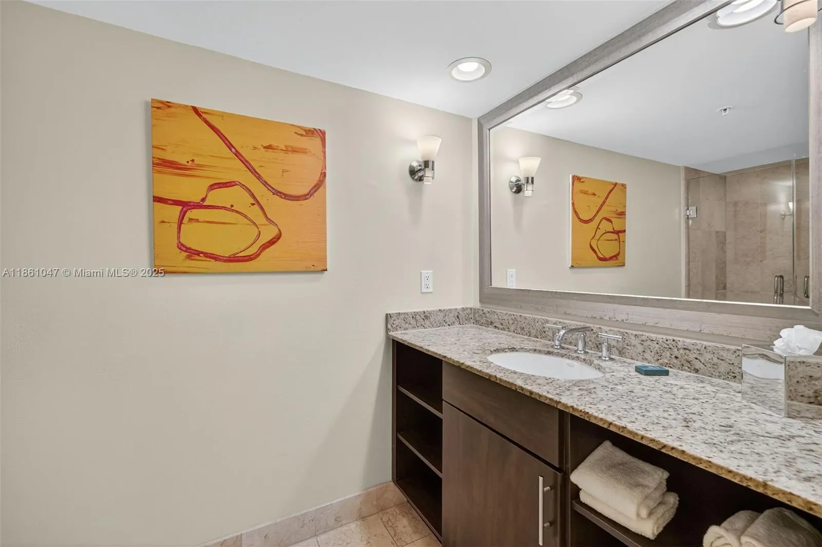 2670 E Sunrise Blvd, #1005