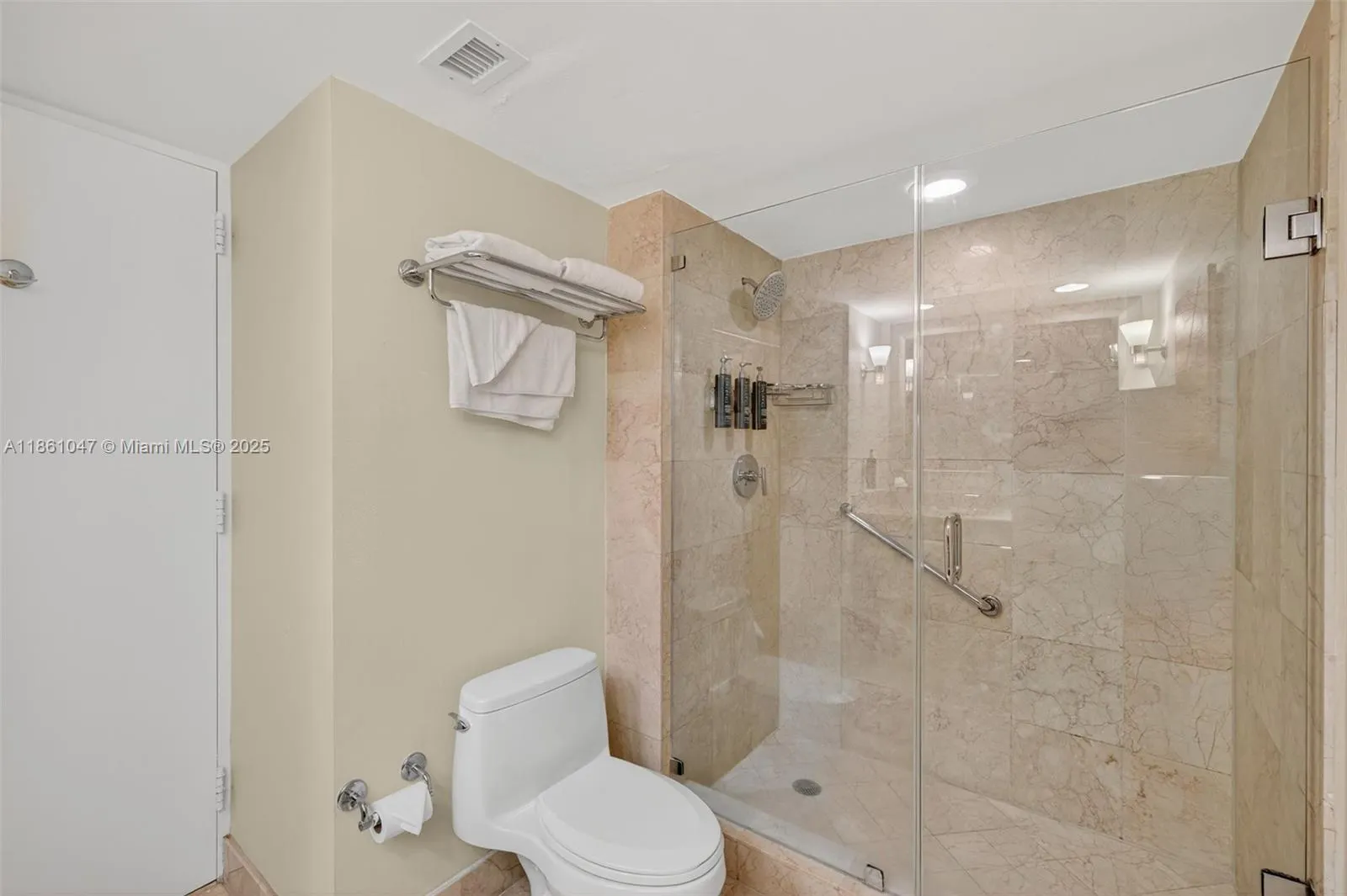 2670 E Sunrise Blvd, #1005