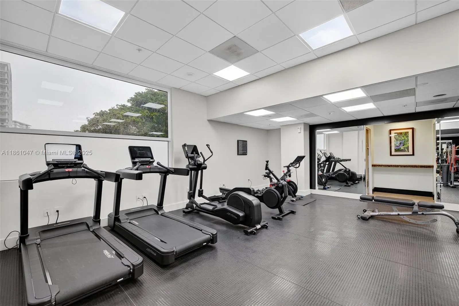 2670 E Sunrise Blvd, #1005
