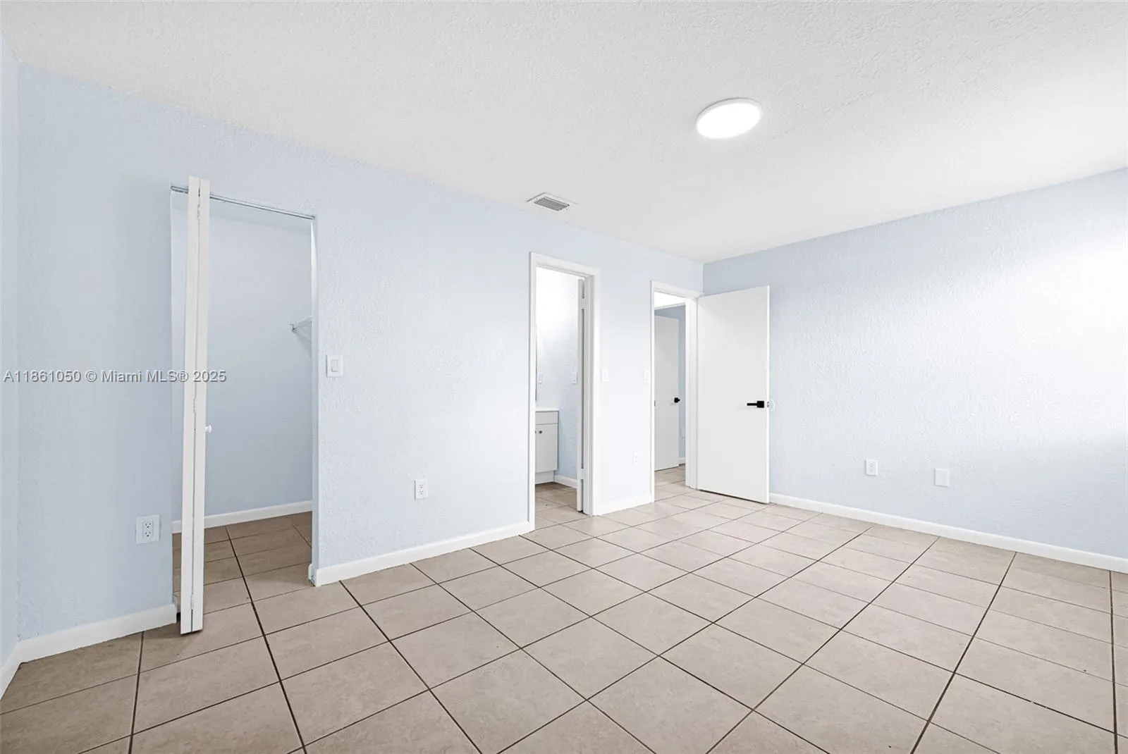 3833 NW 213th Ter