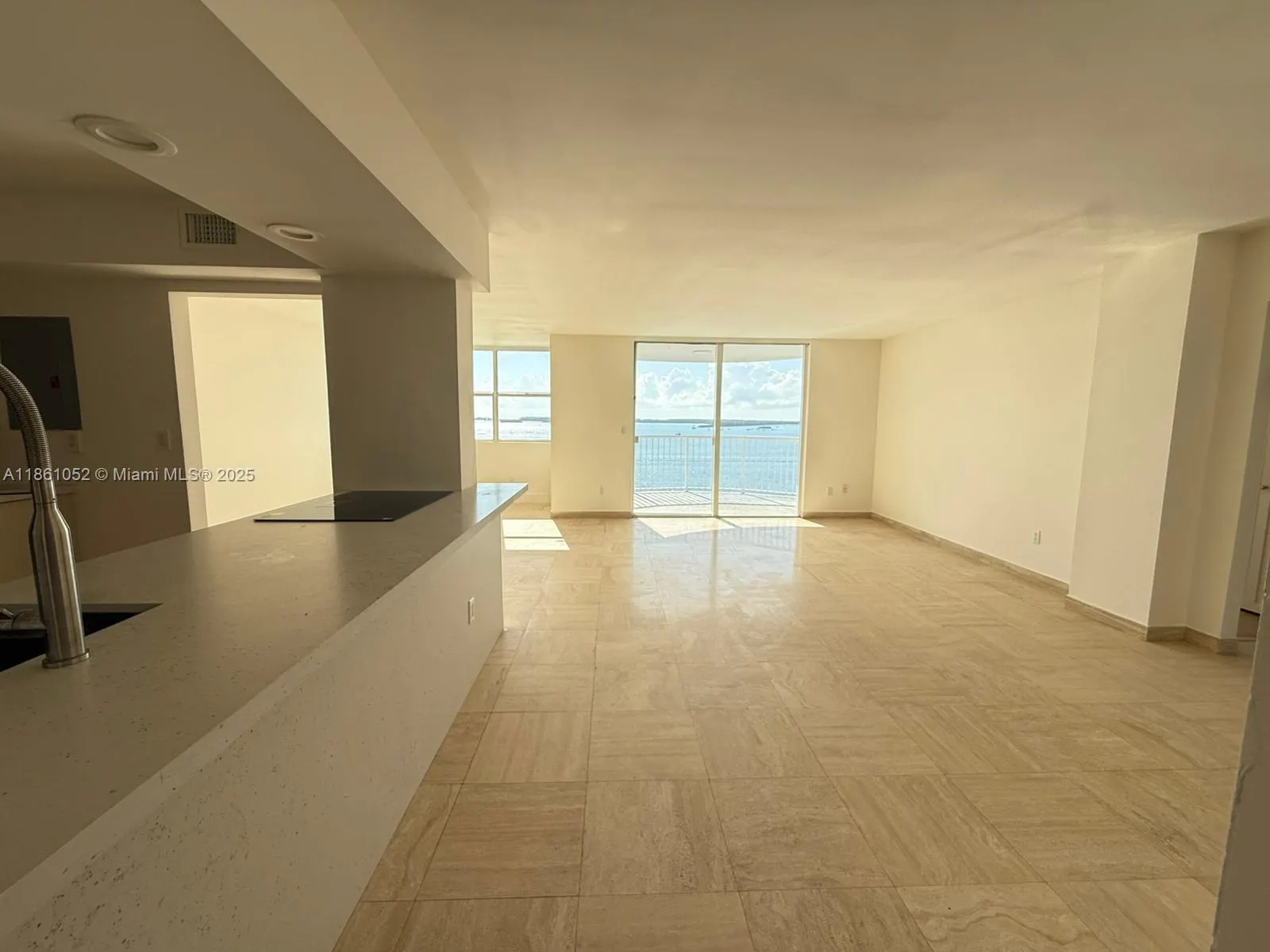 1420 Brickell Bay Dr, #1203A