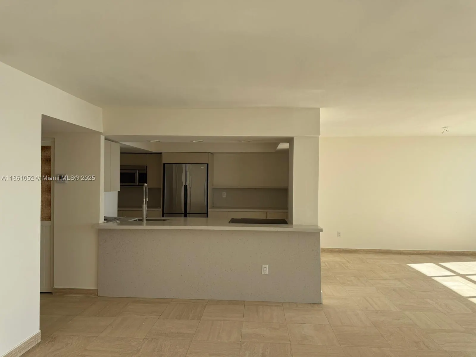 1420 Brickell Bay Dr, #1203A