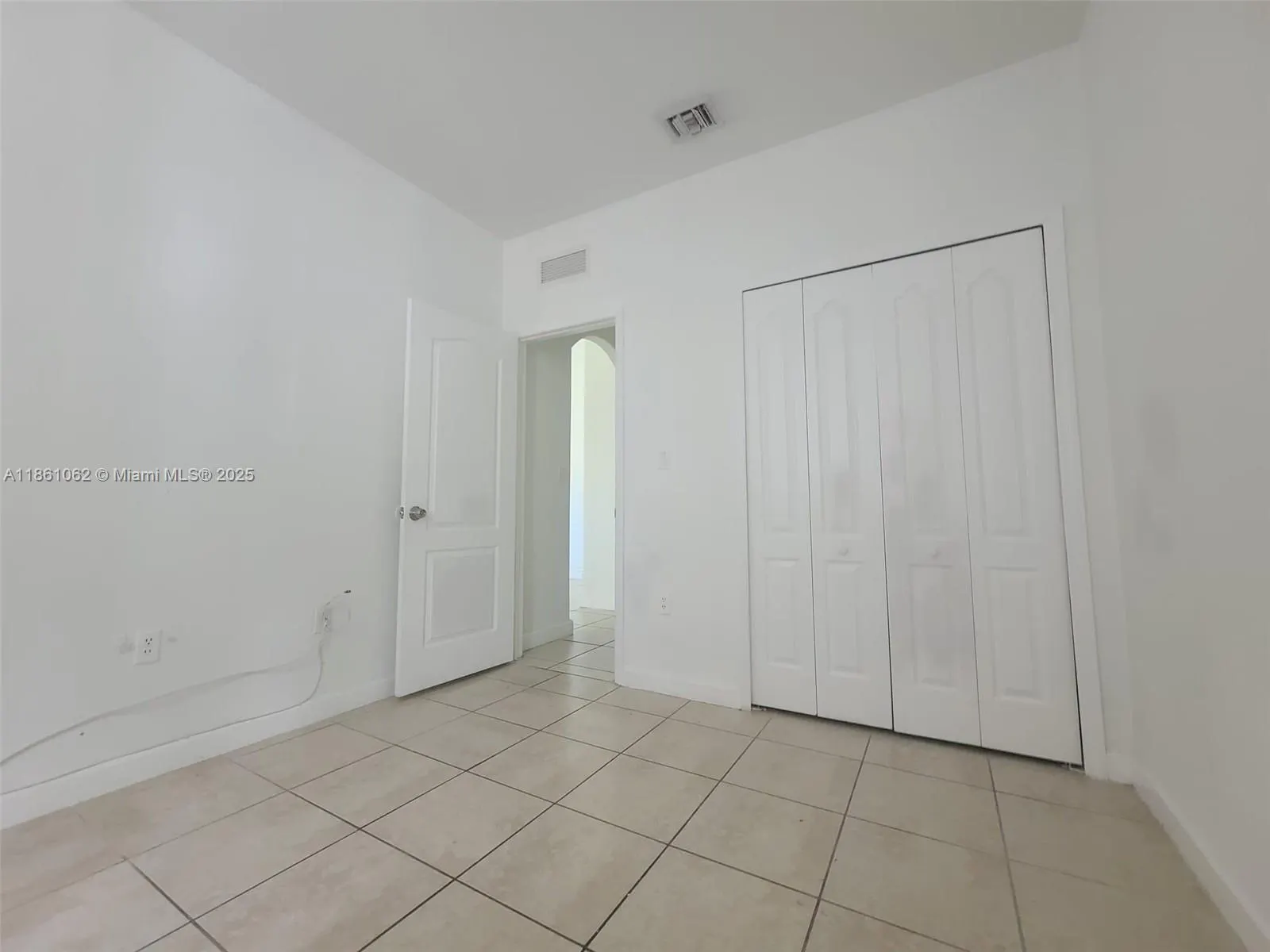 2460 SE 16th Ter, #204