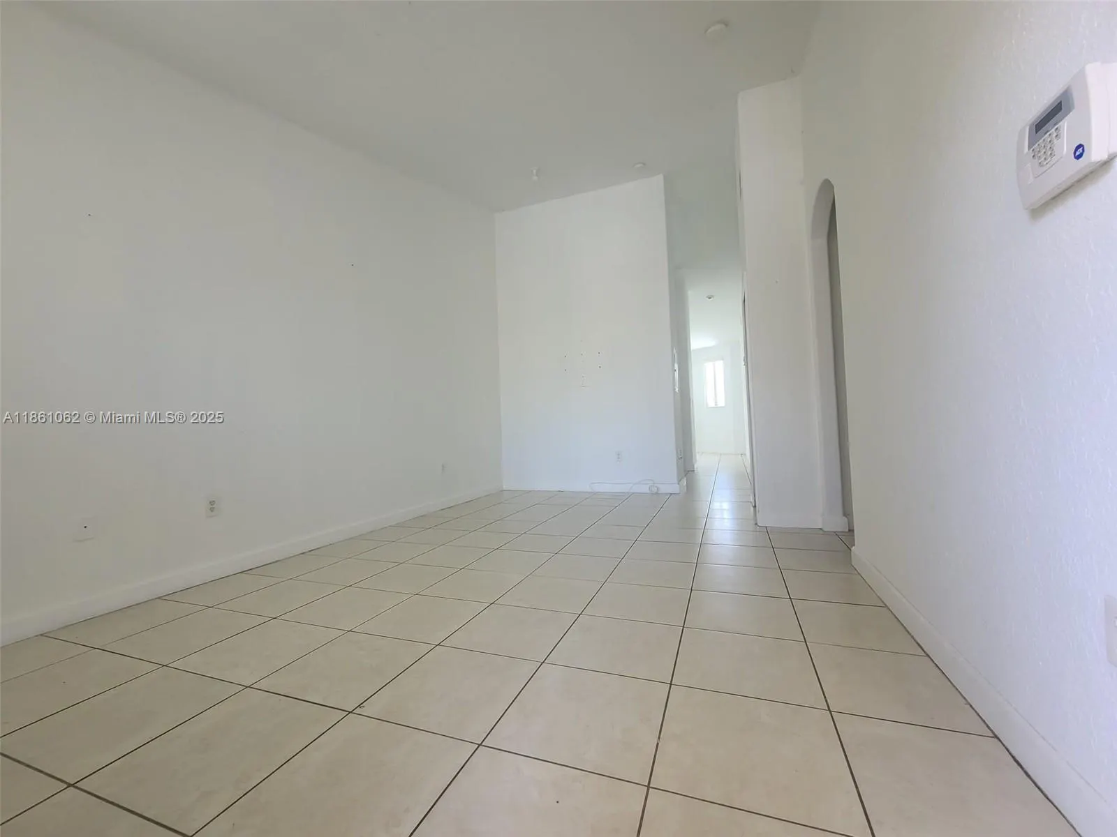2460 SE 16th Ter, #204