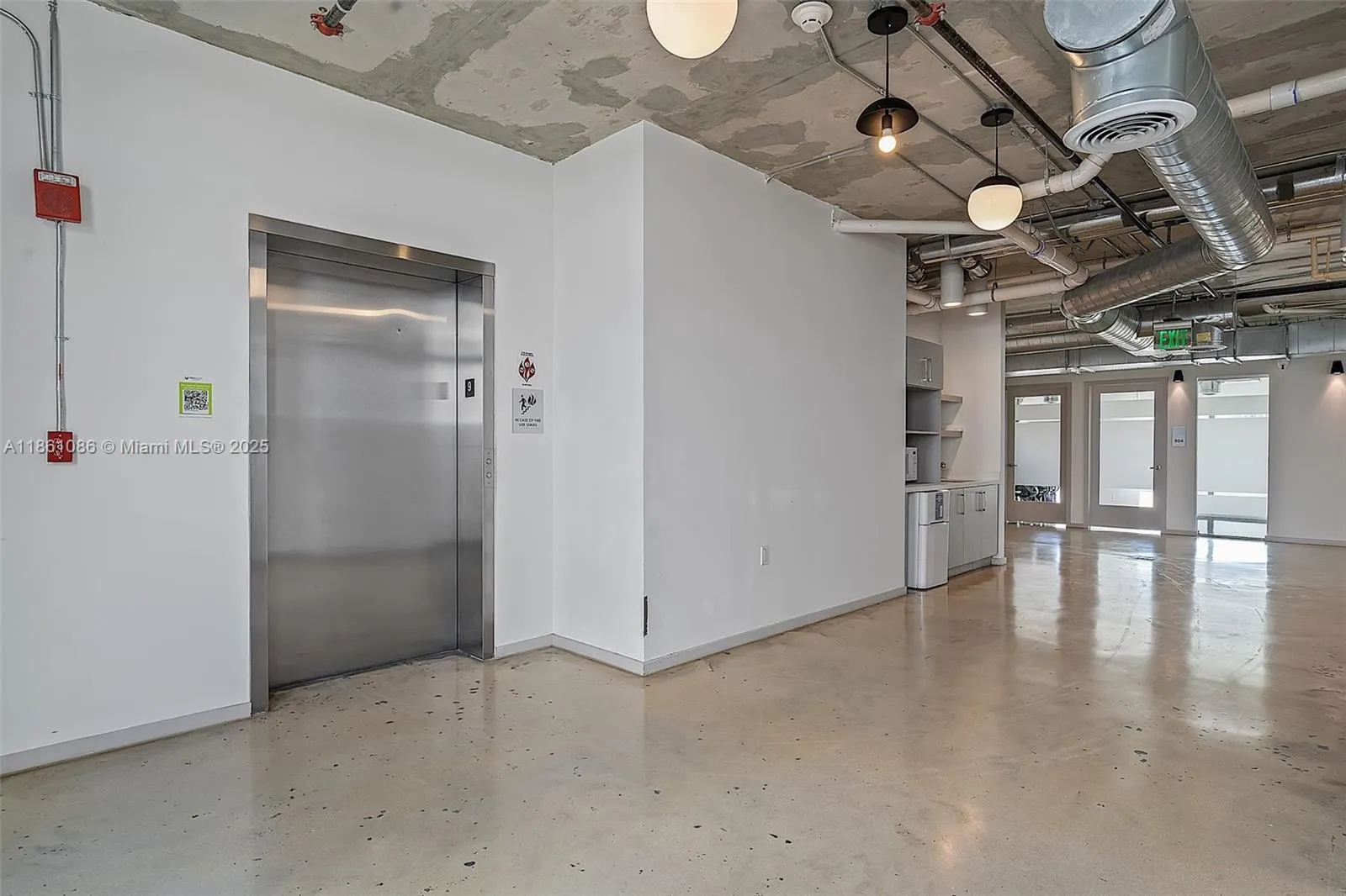420 SW 7th St, #908