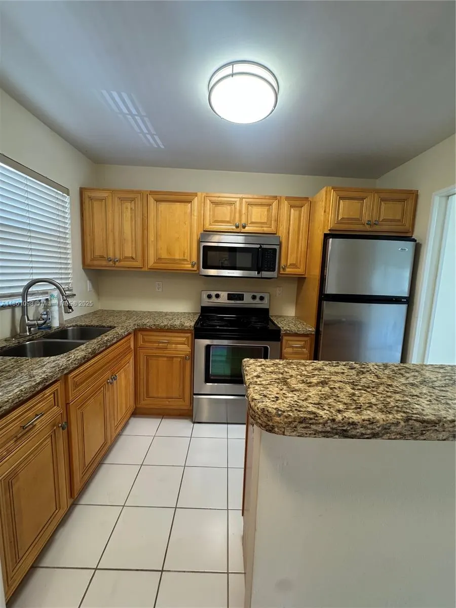8595 Sunrise Lakes Blvd, #312