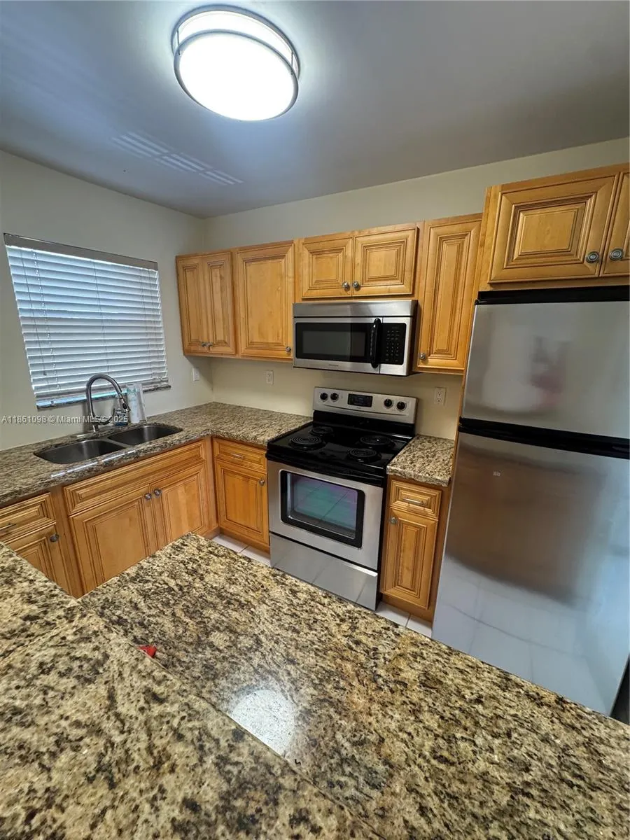 8595 Sunrise Lakes Blvd, #312