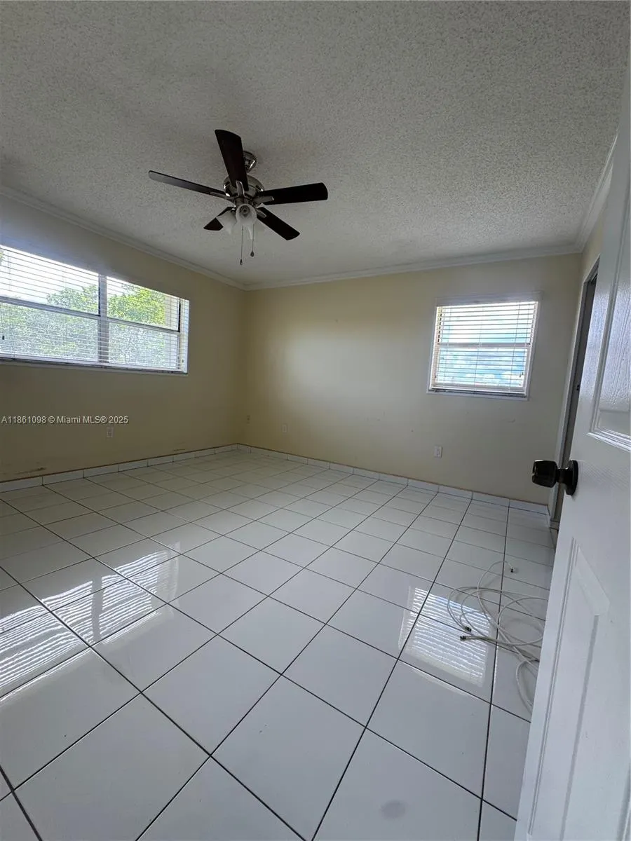 8595 Sunrise Lakes Blvd, #312