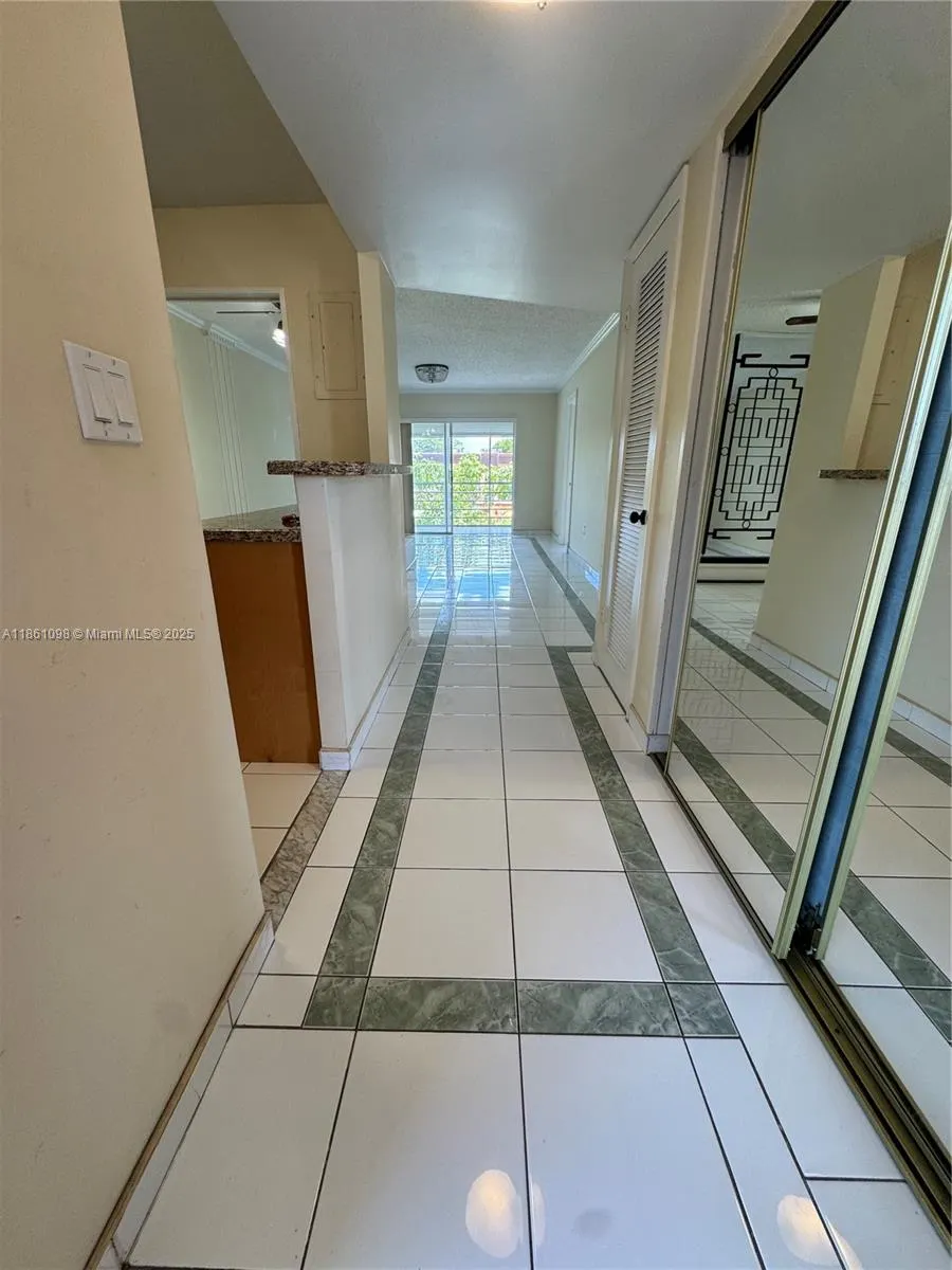 8595 Sunrise Lakes Blvd, #312