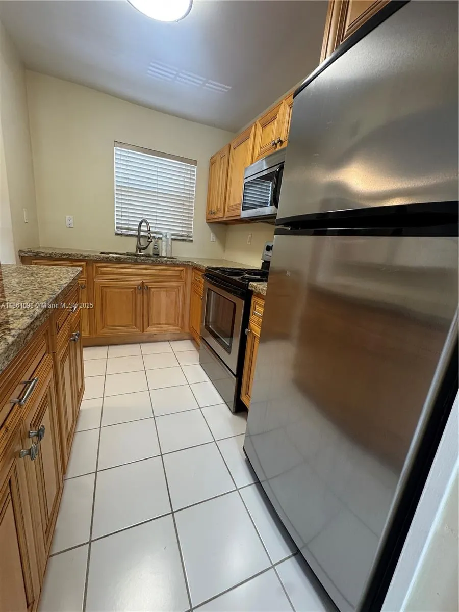 8595 Sunrise Lakes Blvd, #312