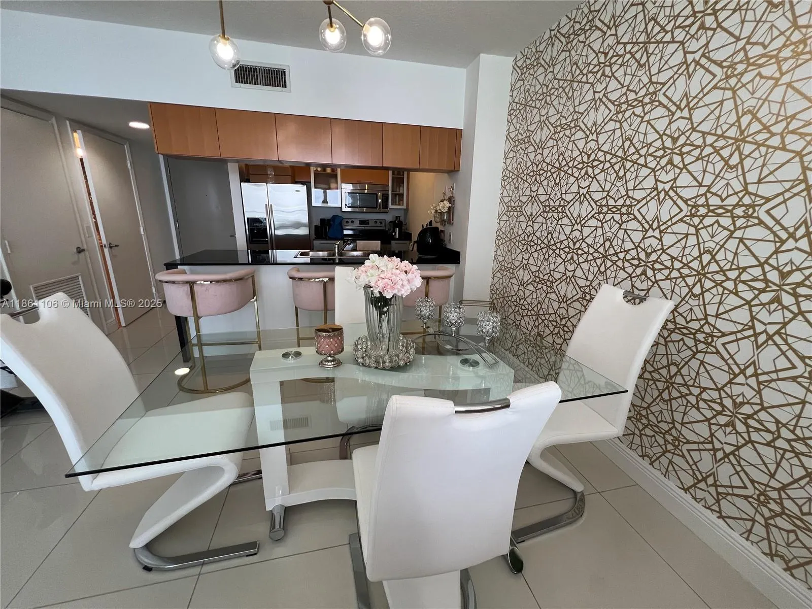 1750 N Bayshore, #1411