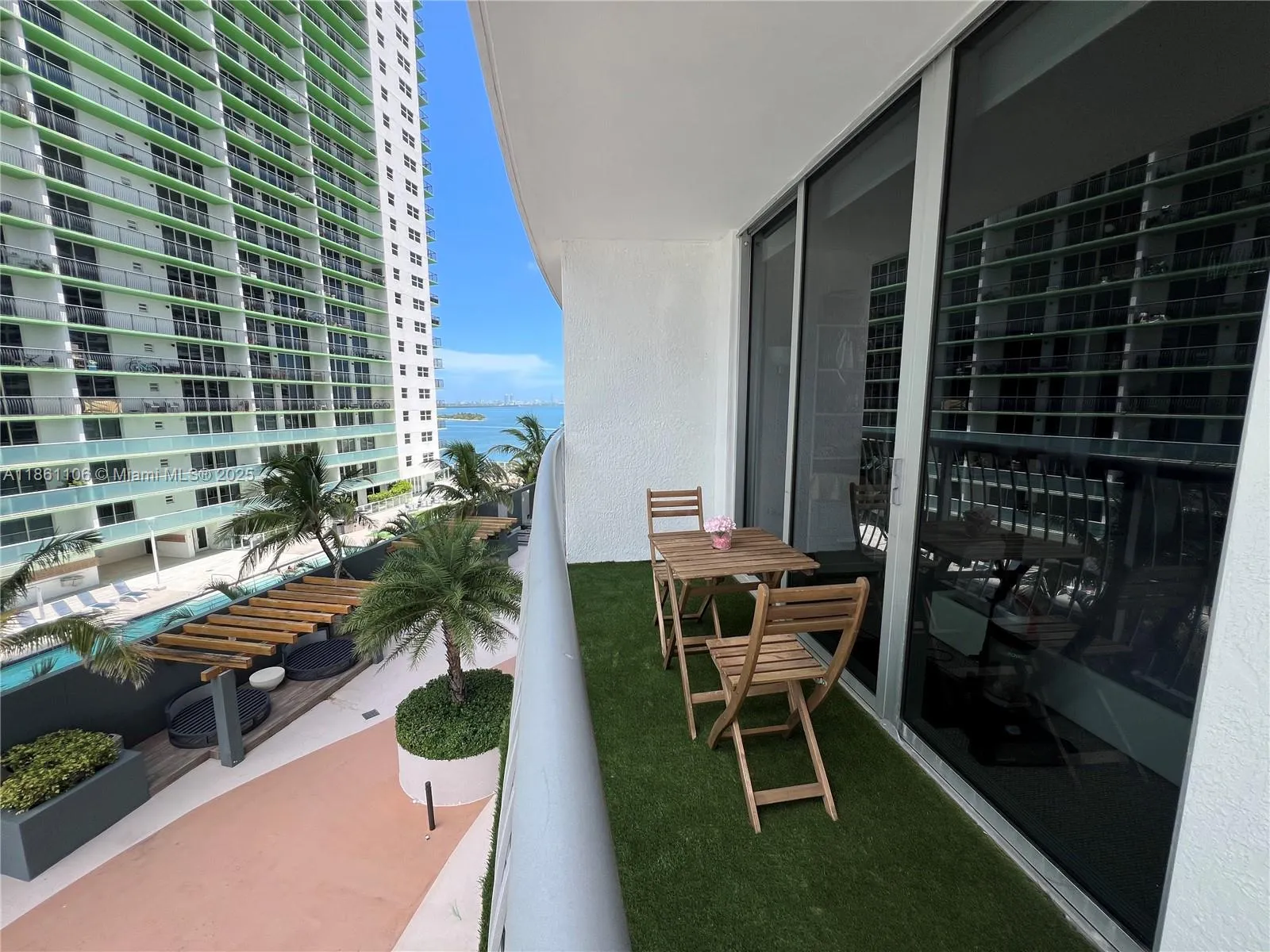 1750 N Bayshore, #1411