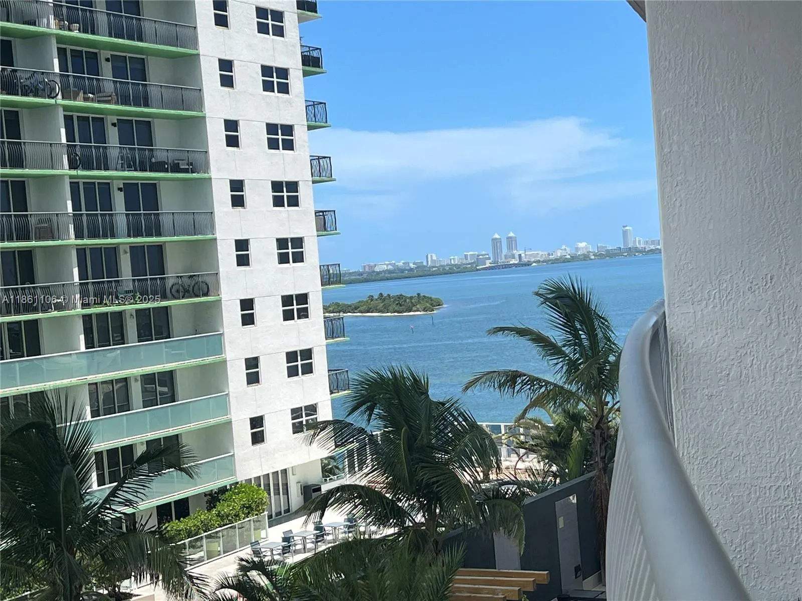 1750 N Bayshore, #1411