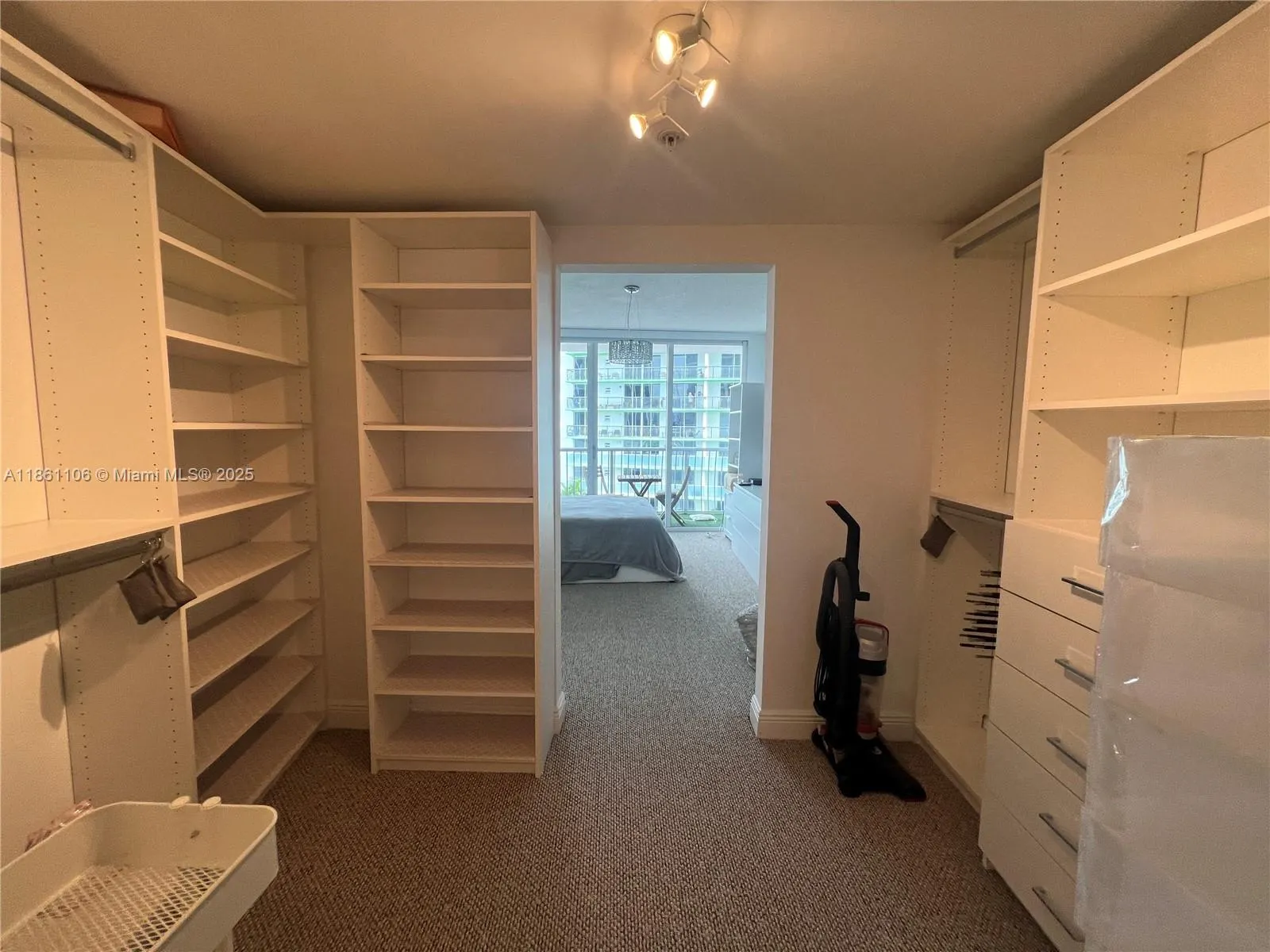 1750 N Bayshore, #1411