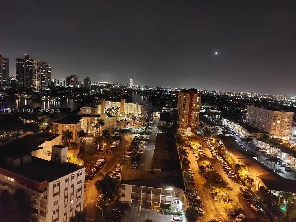3180 S Ocean Dr, #1721