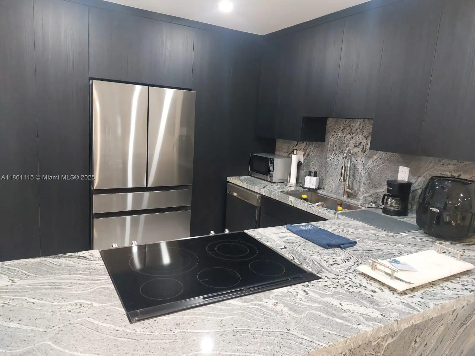 3180 S Ocean Dr, #1721