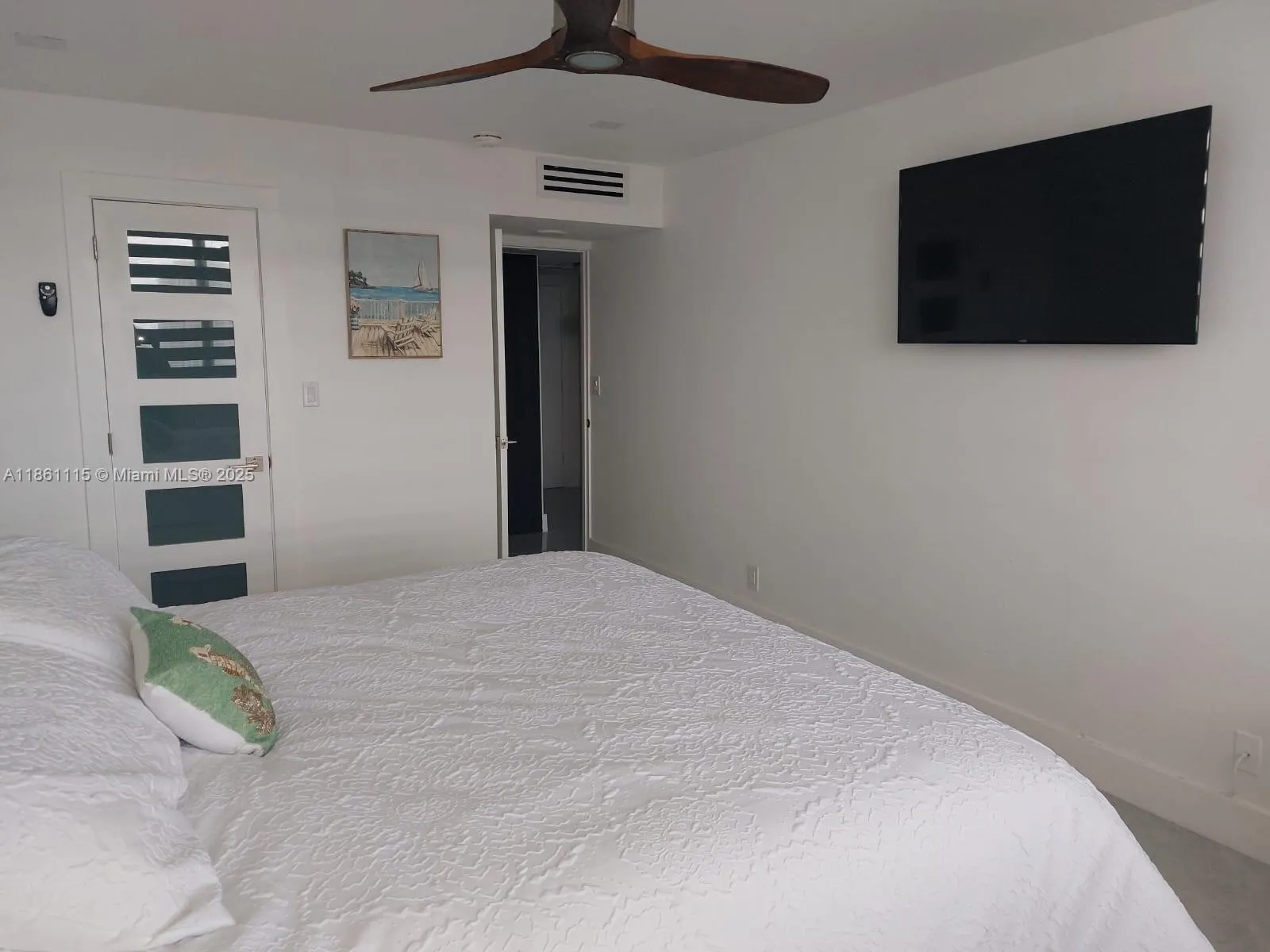 3180 S Ocean Dr, #1721
