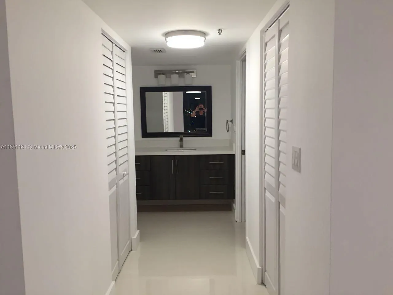210 174th St, #1003