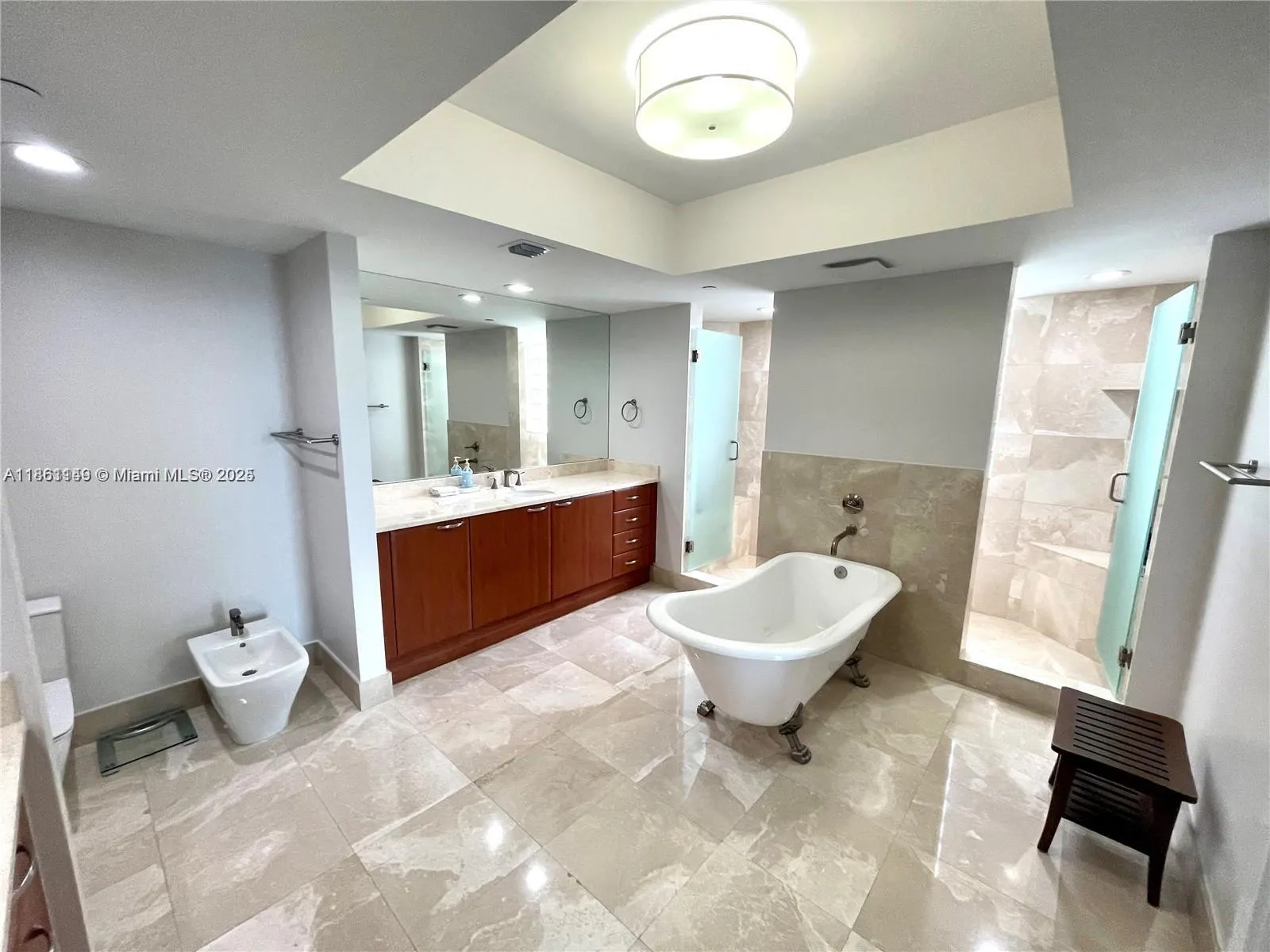 3301 NE 183rd St, #2509