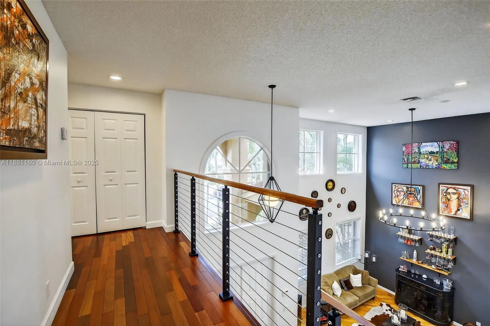 3989 Pinewood Ln