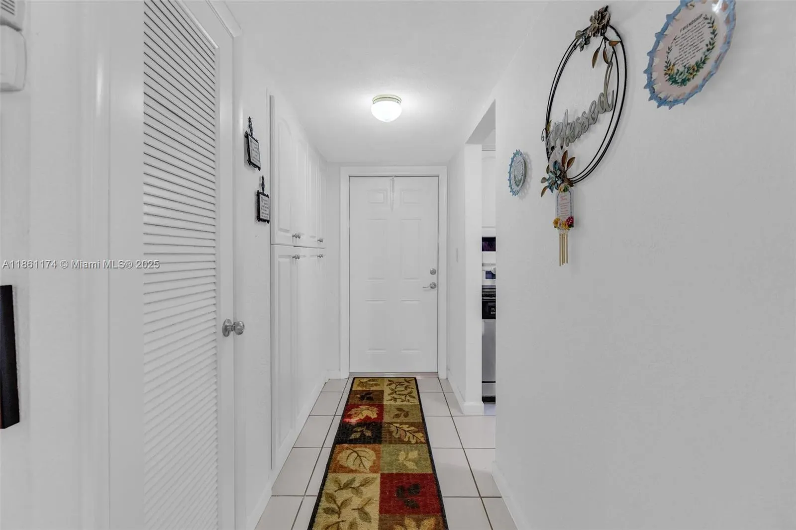 2651 E Sunrise Lakes Dr, #104